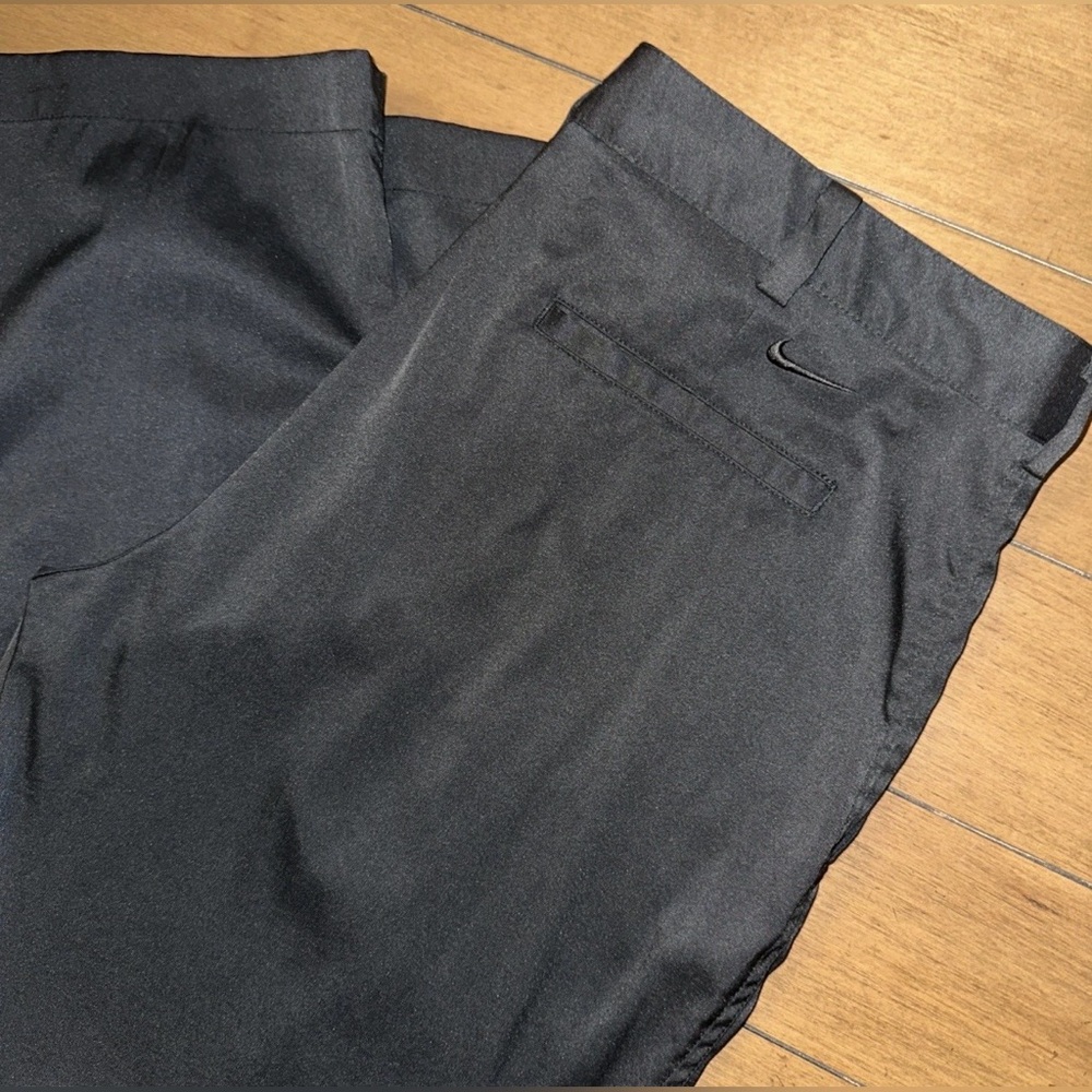 Nike Dri-FIT  Chino Standard Fit Golf Pants Mens 36X L32 Black Lightweight